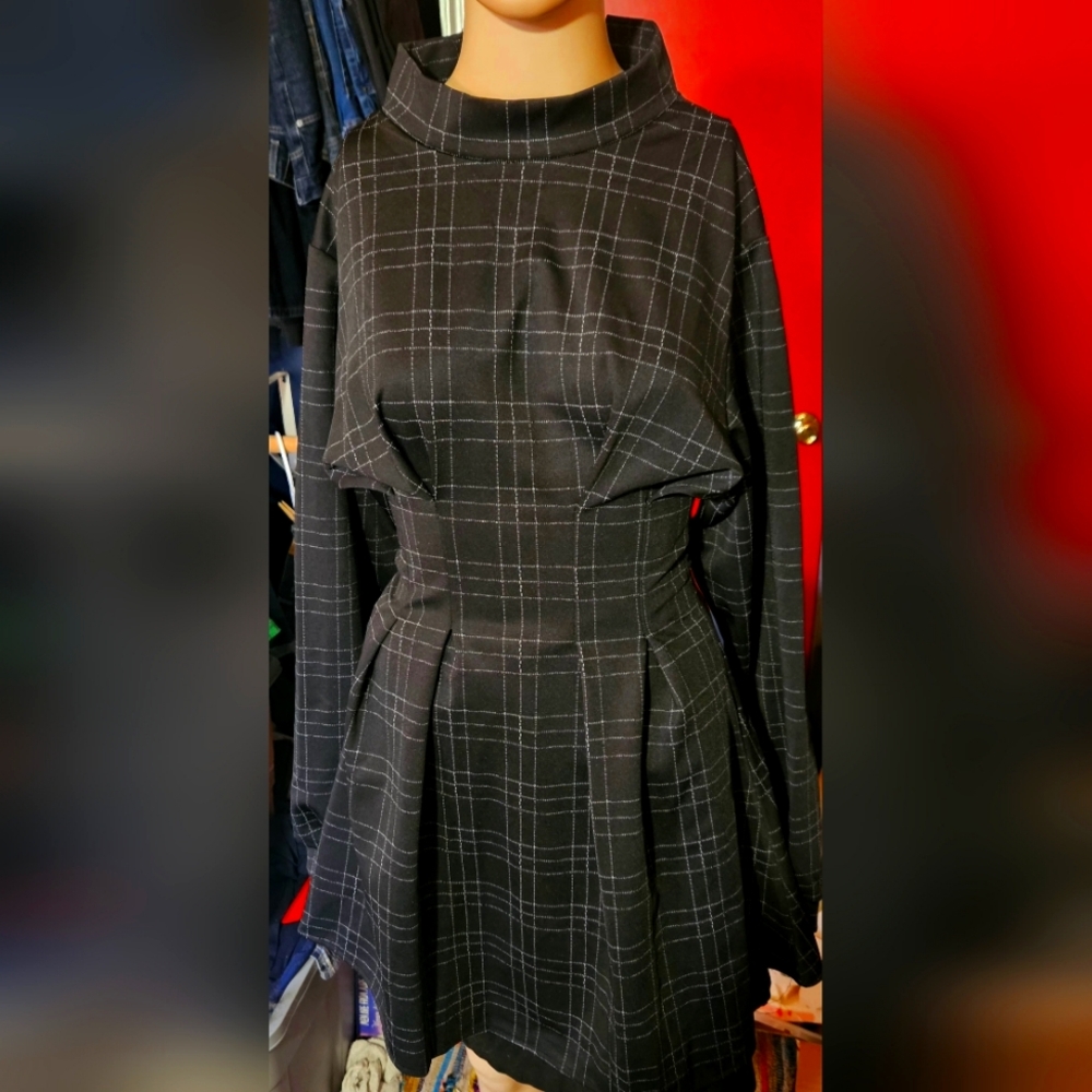Elegant Black Plaid Women's Dress